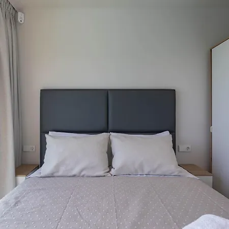 1 Con Piscina En La Playa Apartament