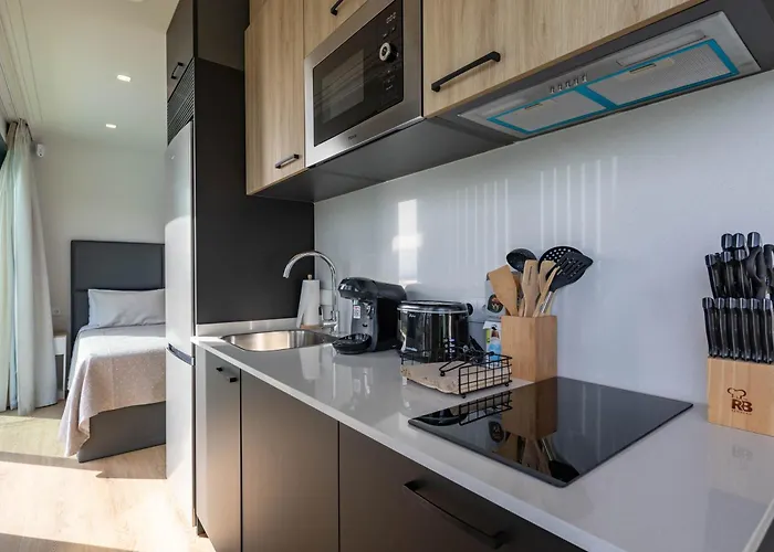 Διαμέρισμα 1 Con Piscina En La Playa *